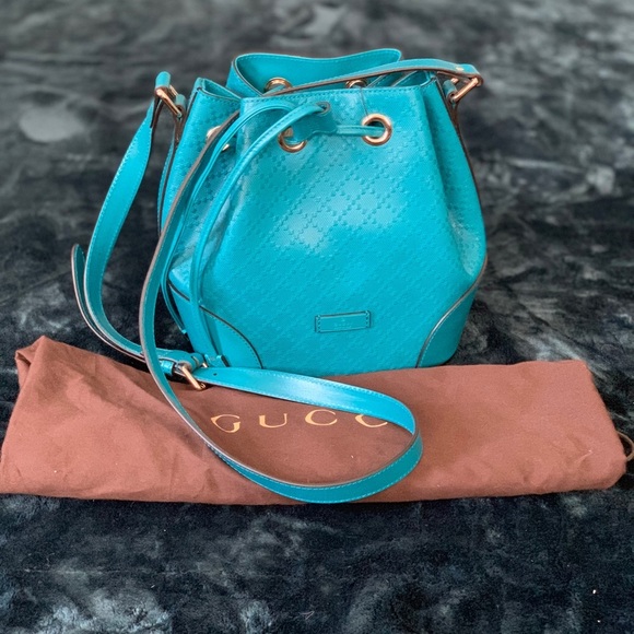 NWT Authentic Gucci Leather Diamanté Bucket Bag - Picture 1 of 8